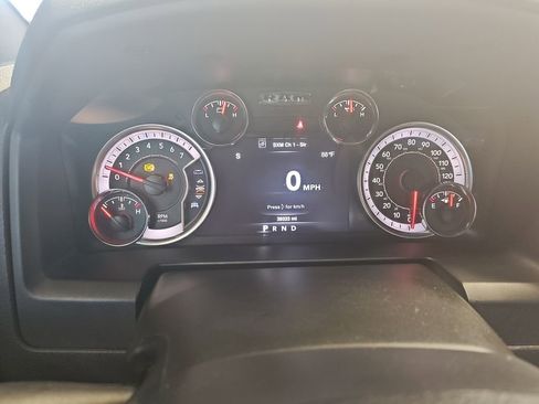 Used 2022 RAM 1500 Classic Warlock w/ Electronics Group AWD/4WD image 18