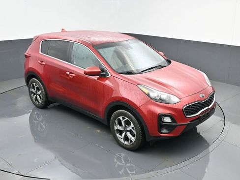 Used 2022 Kia Sportage LX image 18