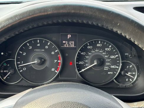 Used 2012 Subaru Outback 2.5i Premium w/ All-Weather Pkg image 26