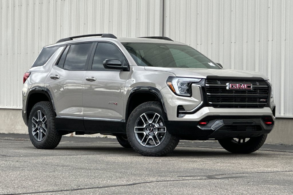 New 2026 GMC Terrain AT4 AWD/4WD image 2