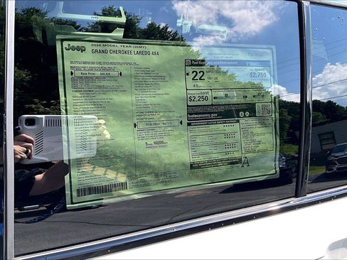 New 2026 Jeep Grand Cherokee Laredo AWD/4WD image 15