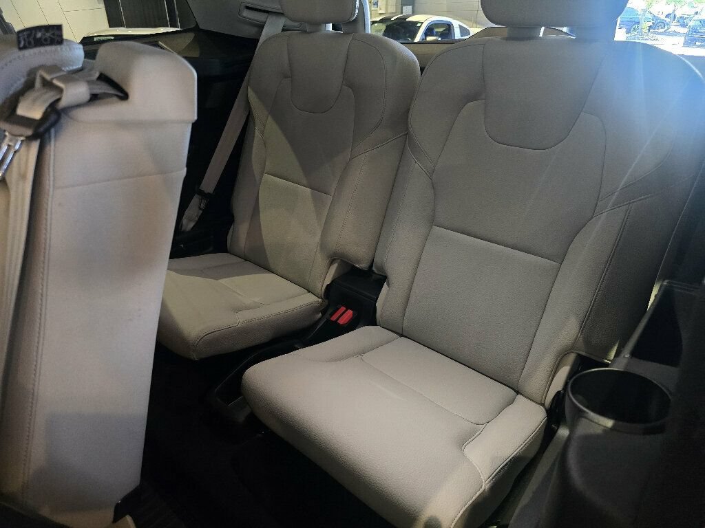 Used 2024 Volvo XC90 T8 Plus w/ Protection Package Premier AWD/4WD image 22