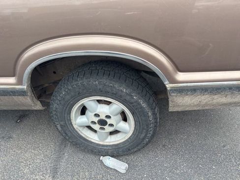 Used 1996 Chevrolet S10 Pickup LS AWD/4WD image 16