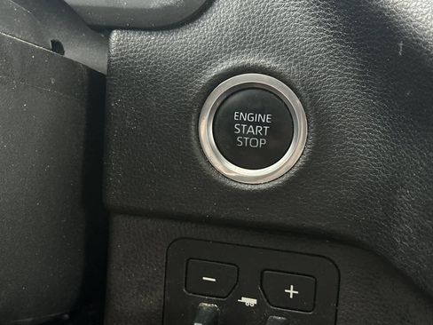 Used 2022 Toyota Tundra SR5 image 25