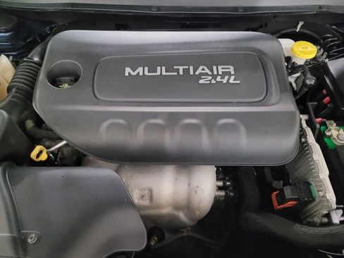 Used 2018 Jeep Cherokee Limited w/ Trailer Tow Group image 30