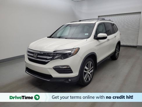 Used 2018 Honda Pilot Touring image 1