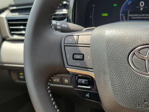 New 2026 Toyota Camry SE FWD image 9