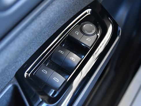 Used 2024 Honda Prologue EX image 35