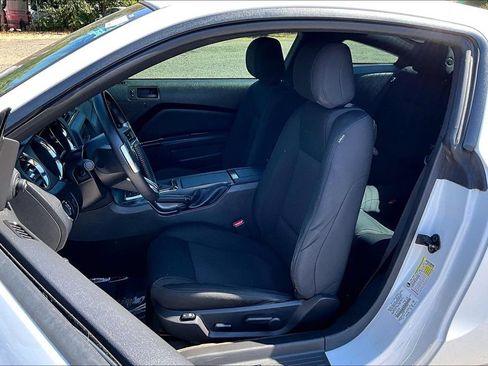 Used 2014 Ford Mustang Coupe w/ Equipment Group 102A RWD image 9