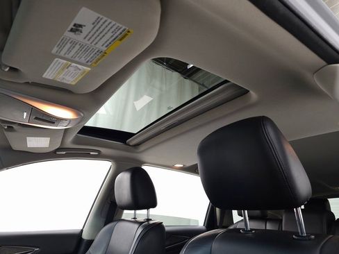 Used 2015 INFINITI QX60 AWD w/ Premium Plus Package image 16