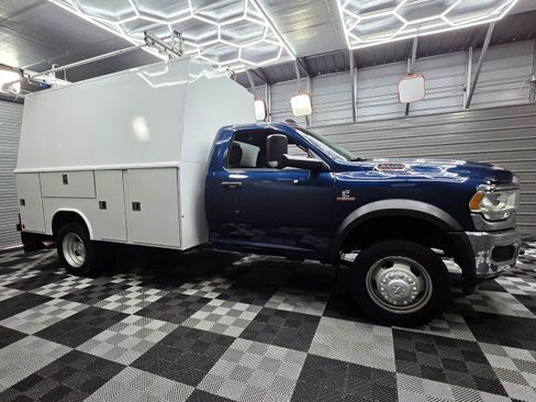 Used 2021 RAM 5500 Tradesman RWD image 10