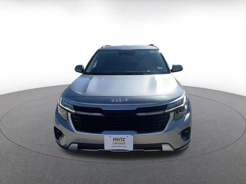 Used 2025 Kia Seltos S image 4