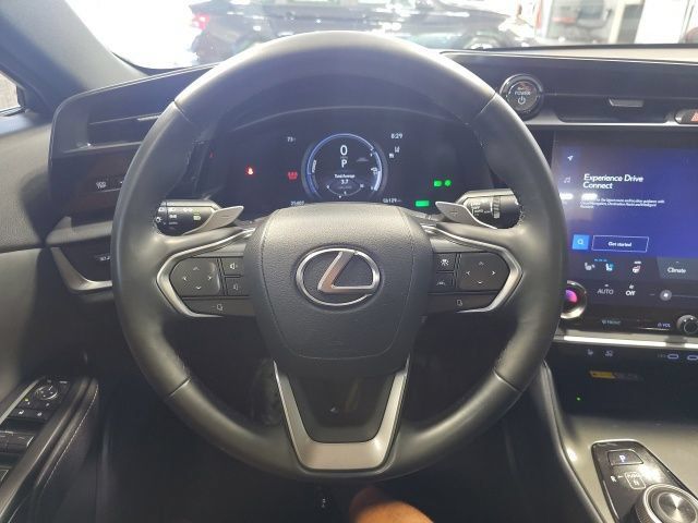 Used 2023 Lexus RZ 450e Premium w/ Technology Package AWD/4WD image 17