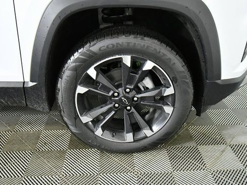 New 2026 Chevrolet Equinox RS w/ LPO, Floor Liner Package image 17