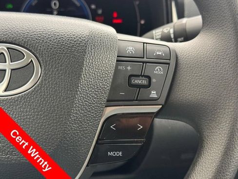 Used 2025 Toyota Camry LE FWD image 15