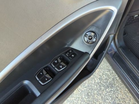 Used 2015 Hyundai Santa Fe Sport image 15