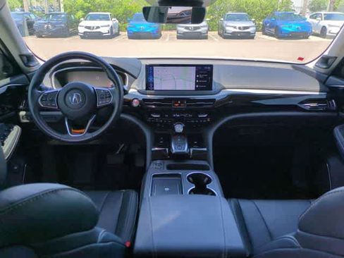 Certified 2025 Acura MDX FWD w/ Technology Package image 16