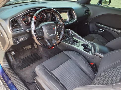 Used 2017 Dodge Challenger R/T w/ Blacktop Package image 18