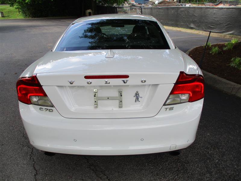 Used 2011 Volvo C70 T5 w/ Convenience Pkg FWD image 18