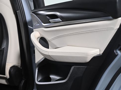 Used 2022 BMW X3 xDrive30i w/ M Sport Package 2 image 33