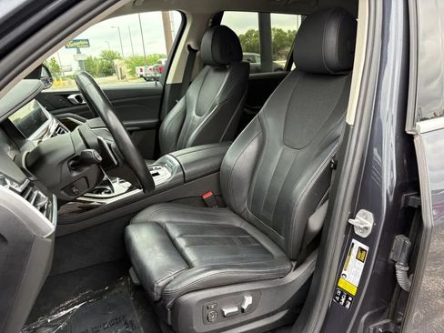 Used 2021 BMW X7 xDrive40i w/ Premium Package AWD/4WD image 23