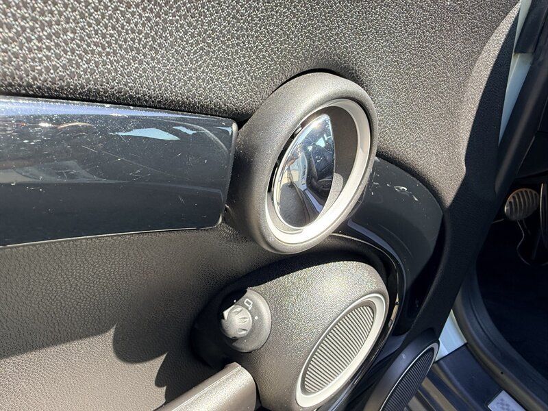 Used 2012 MINI Cooper Clubman S FWD image 20