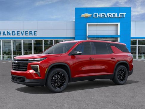 New 2026 Chevrolet Traverse LT w/ Midnight/Sport Edition image 2