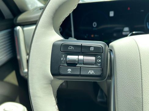 New 2025 Hyundai Santa Fe Calligraphy FWD image 37