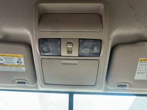 Used 2017 Nissan Frontier SV image 37