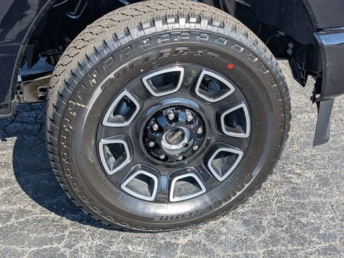 New 2026 Ford F350 Platinum w/ FX4 Off-Road Package image 20