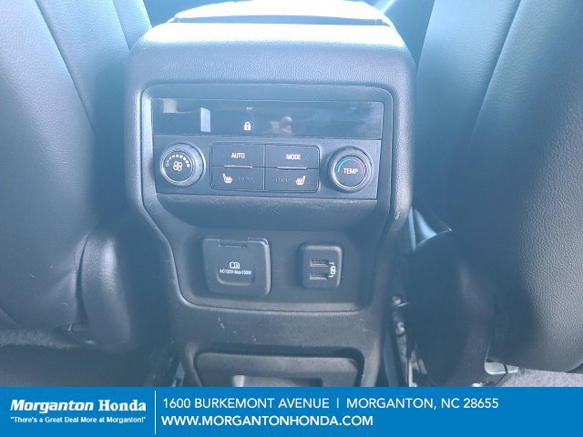 Used 2017 GMC Acadia Denali w/ Technology Package FWD image 26