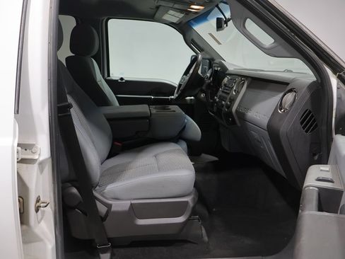 Used 2015 Ford F250 XLT AWD/4WD image 22