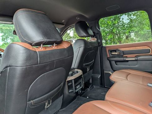 Used 2022 RAM 3500 Limited AWD/4WD image 28