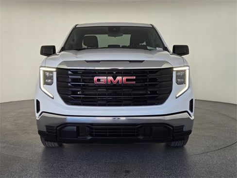 Used 2023 GMC Sierra 1500 Pro w/ Convenience Package image 8