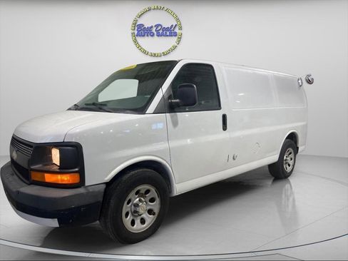 Used 2011 Chevrolet Express 1500 RWD image 1