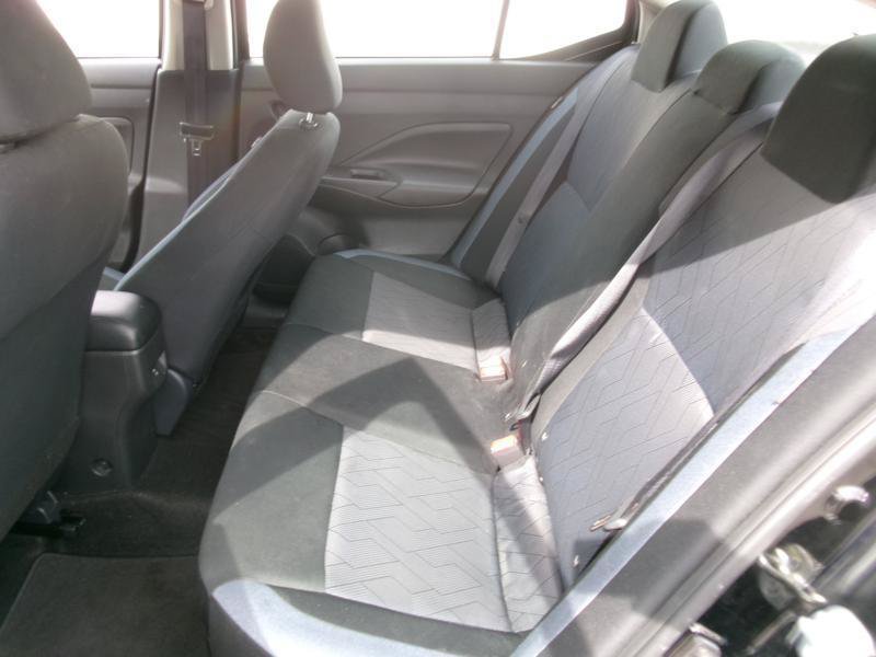 Used 2025 Nissan Versa SV FWD image 10