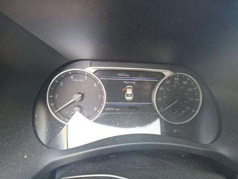 Used 2024 Nissan Sentra SR w/ SR Premium Package image 15