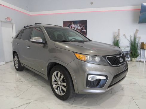 Used 2013 Kia Sorento SX AWD/4WD image 2