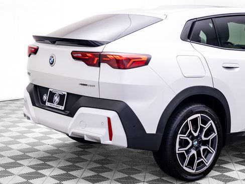 Used 2025 BMW X2 xDrive28i AWD/4WD image 34