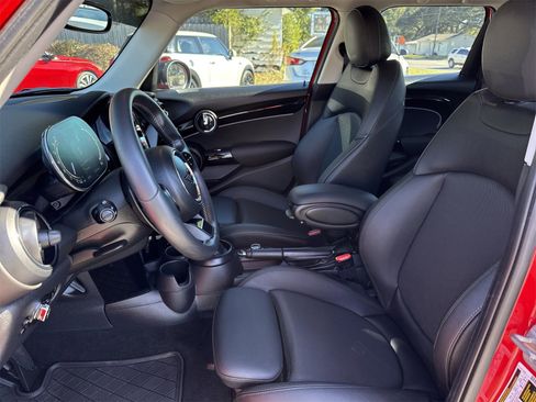 Used 2023 MINI Cooper S image 9