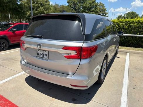 Used 2020 Honda Odyssey EX-L image 3