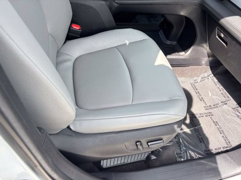 Certified 2026 Toyota Sienna XLE FWD image 41