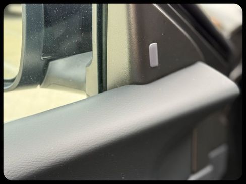 Used 2025 Nissan Sentra SV w/ All-Weather Package FWD image 18