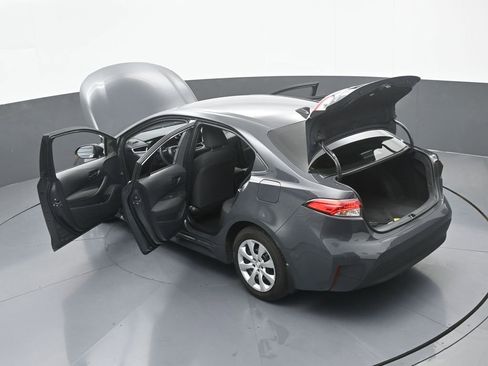 Used 2025 Toyota Corolla LE FWD image 58