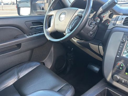Used 2013 Chevrolet Silverado 3500 LTZ w/ LTZ Plus Package image 94