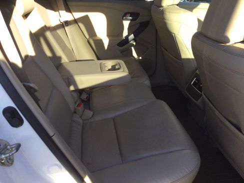 Used 2018 Acura RDX AWD w/ Technology Package image 17