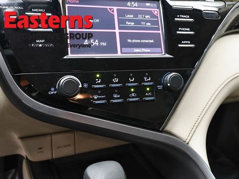 Used 2019 Toyota Camry LE w/ Convenience Package FWD image 20