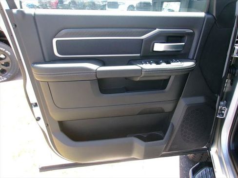 Used 2026 RAM 2500 Big Horn AWD/4WD image 6