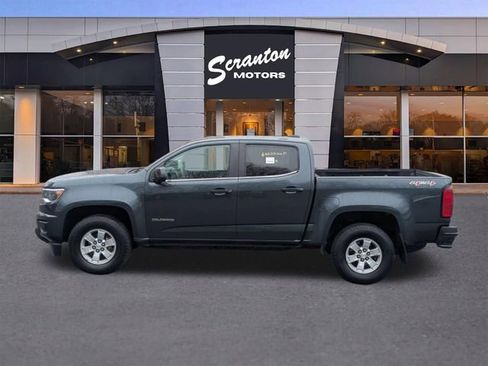 Used 2017 Chevrolet Colorado W/T w/ WT Convenience Package image 2