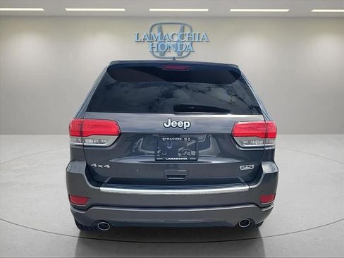 Used 2018 Jeep Grand Cherokee Limited AWD/4WD image 4